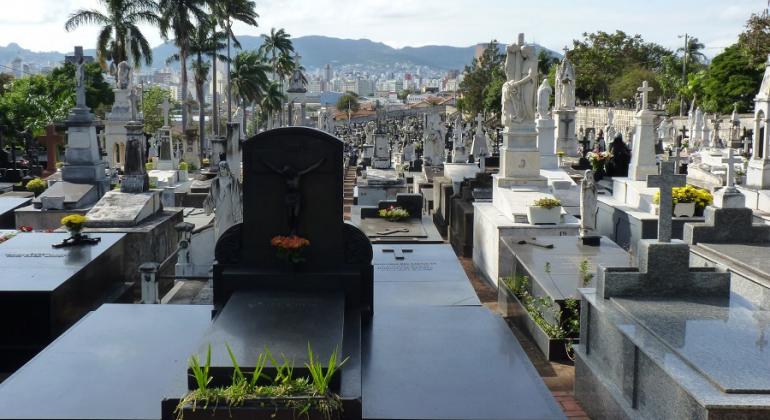 jazigos do Cemitério do Bonfim. 