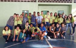 Estudantes que receberam medalhas na 2ª OlimpiEmdo. Foto Acervo EMDO.